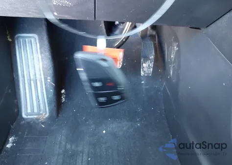 2026 Chevrolet Equinox Lt Fwd from USA, damaged, VIN 3GNAXHEG8TL116789